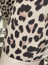 Load image into Gallery viewer, Print Joggers Womens